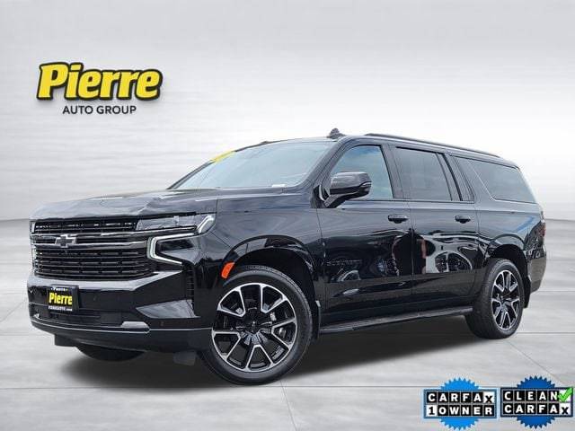 2022 Chevrolet Suburban RST 4WD photo