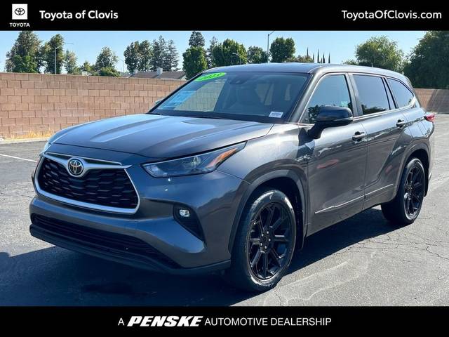 2023 Toyota Highlander L FWD photo