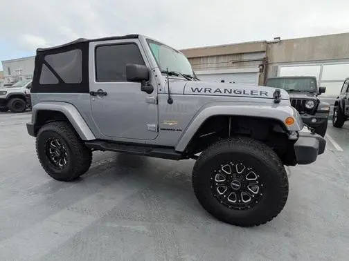 2015 Jeep Wrangler Sahara 4WD photo