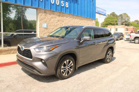 2022 Toyota Highlander Hybrid XLE AWD photo