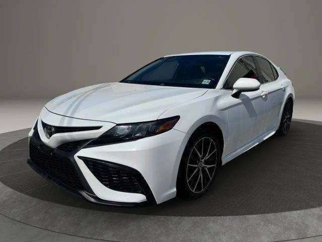 2021 Toyota Camry SE FWD photo