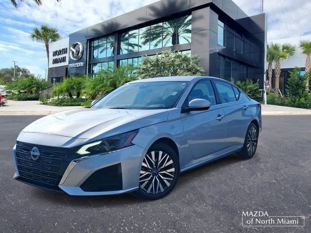 2023 Nissan Altima 2.5 SV FWD photo