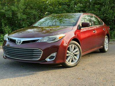 2015 Toyota Avalon XLE Premium FWD photo