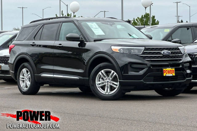 2023 Ford Explorer XLT 4WD photo