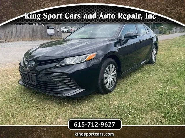 2018 Toyota Camry Hybrid LE FWD photo