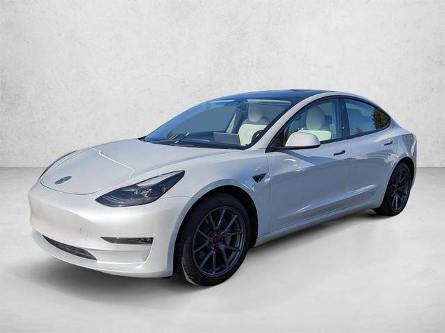 2022 Tesla Model 3 Long Range AWD photo