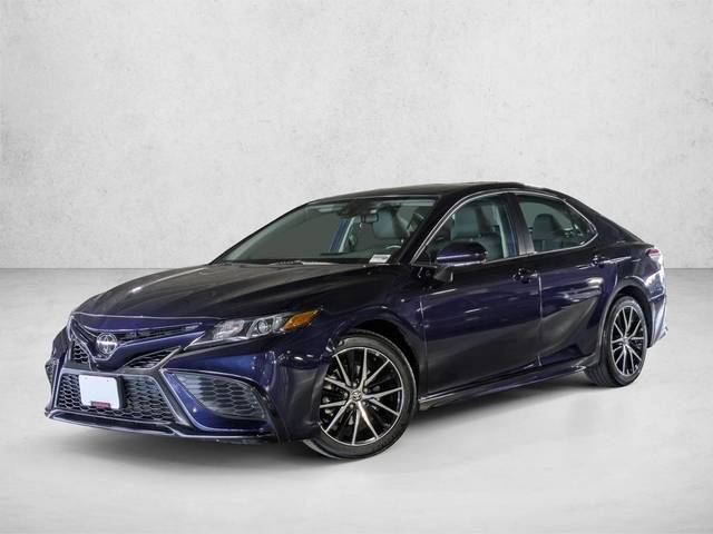 2022 Toyota Camry SE FWD photo