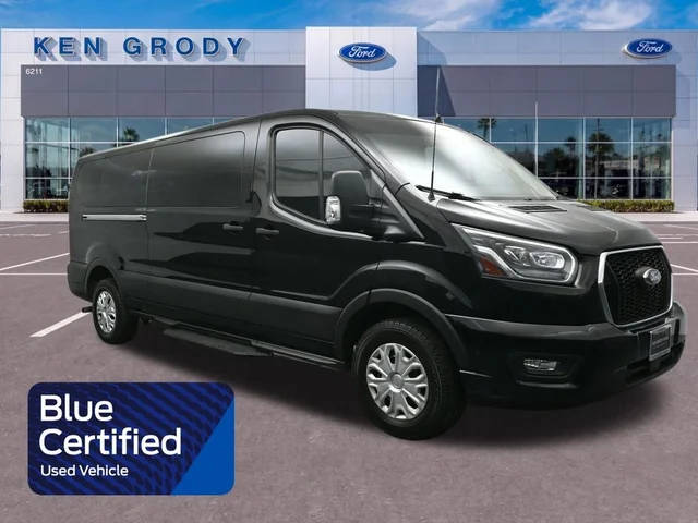 2023 Ford Transit Passenger Wagon XL RWD photo