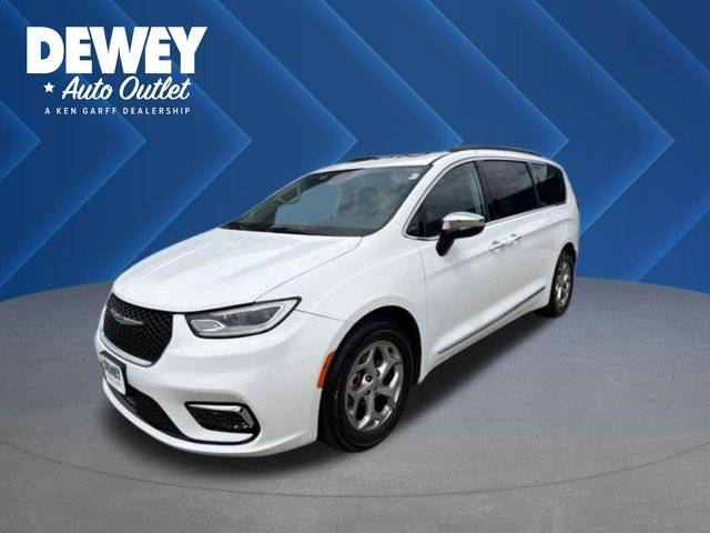 2023 Chrysler Pacifica Minivan Limited FWD photo