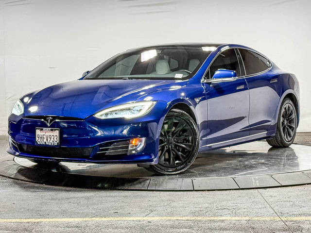 2020 Tesla Model S Long Range Plus AWD photo
