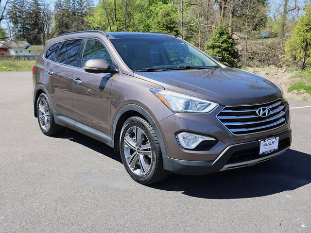 2015 Hyundai Santa Fe GLS AWD photo