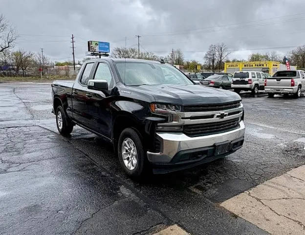 2019 Chevrolet Silverado 1500 LT 4WD photo