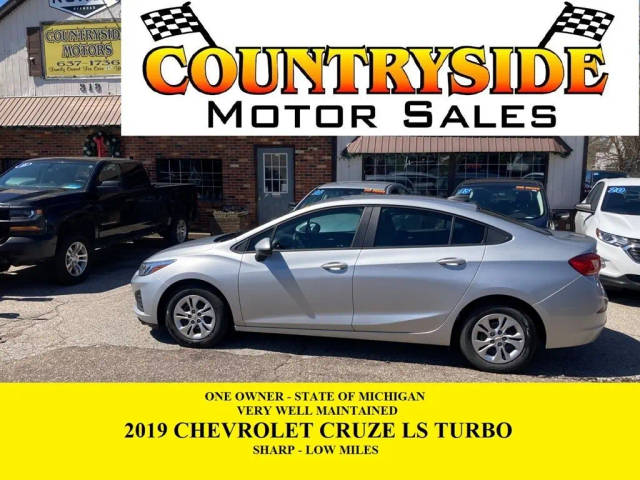 2019 Chevrolet Cruze LS FWD photo