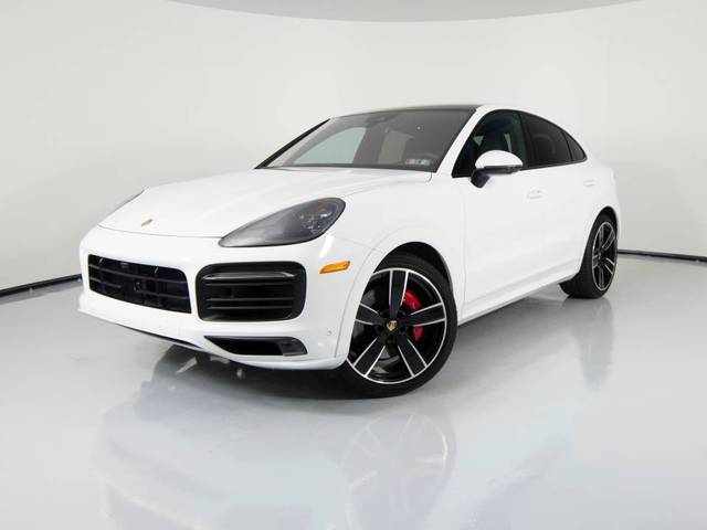 2023 Porsche Cayenne Coupe GTS AWD photo