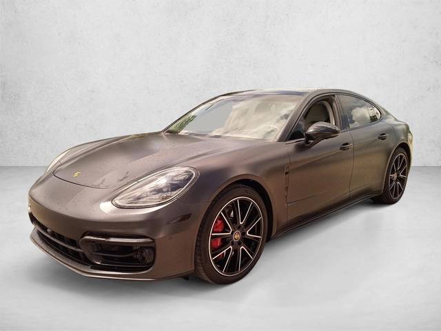 2022 Porsche Panamera 4S AWD photo