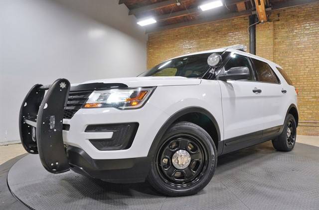 2019 Ford Explorer  AWD photo