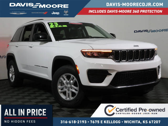 2023 Jeep Grand Cherokee Laredo 4WD photo