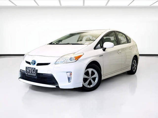 2015 Toyota Prius Two FWD photo