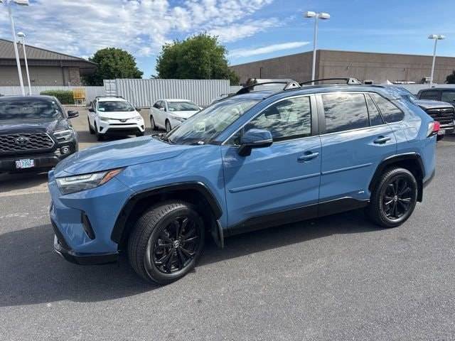 2023 Toyota RAV4 Hybrid SE AWD photo