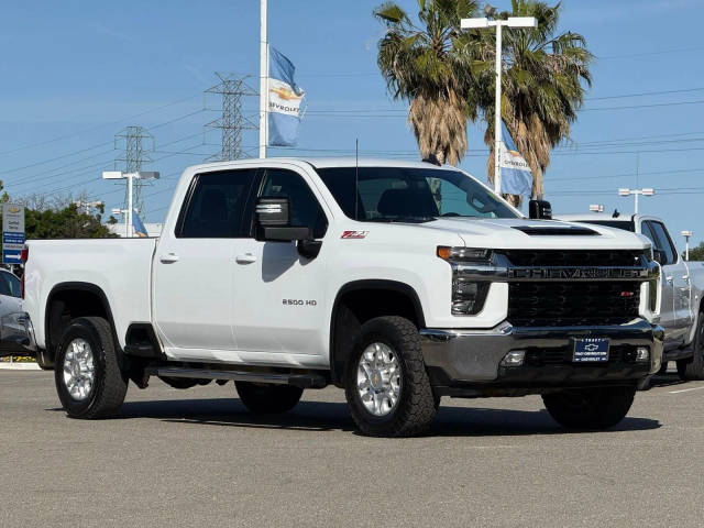 2023 Chevrolet Silverado 2500HD LT 4WD photo