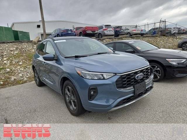 2023 Ford Escape ST-Line Select AWD photo