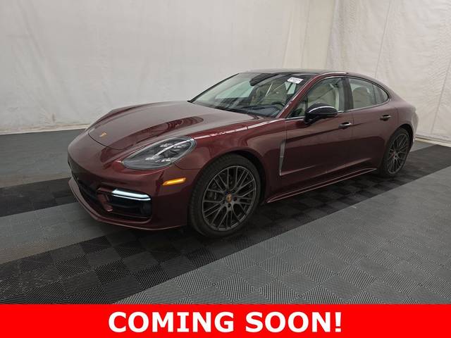 2023 Porsche Panamera 4 Platinum Edition AWD photo