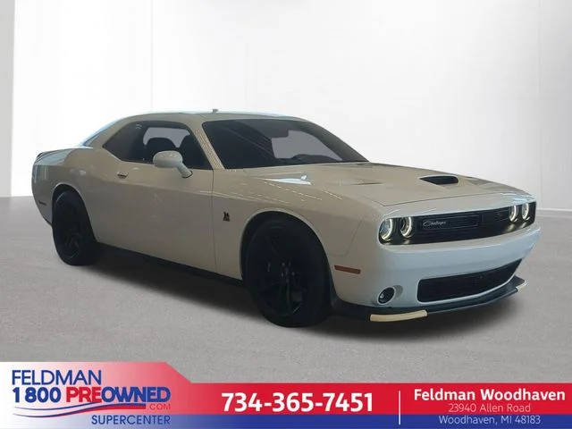 2022 Dodge Challenger R/T Scat Pack RWD photo