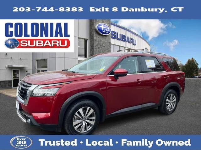 2022 Nissan Pathfinder SL 4WD photo