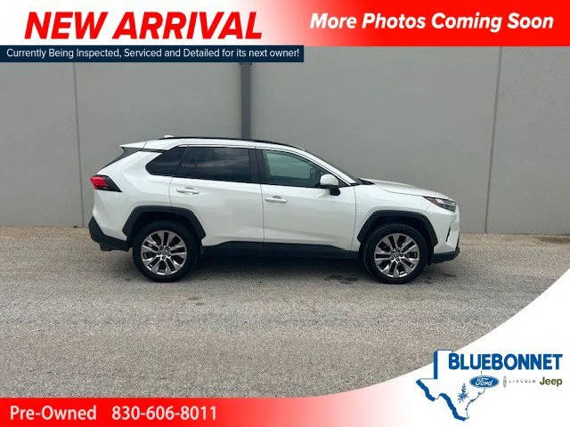 2022 Toyota RAV4 XLE Premium FWD photo