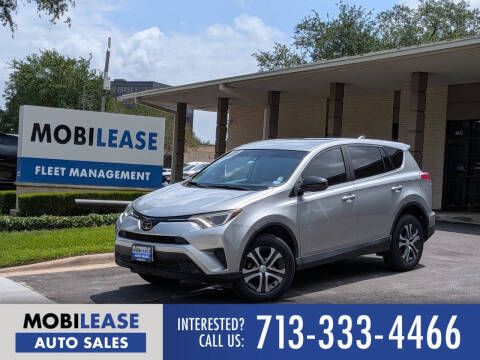 2018 Toyota RAV4 LE AWD photo