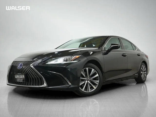 2021 Lexus  ES 300h FWD photo