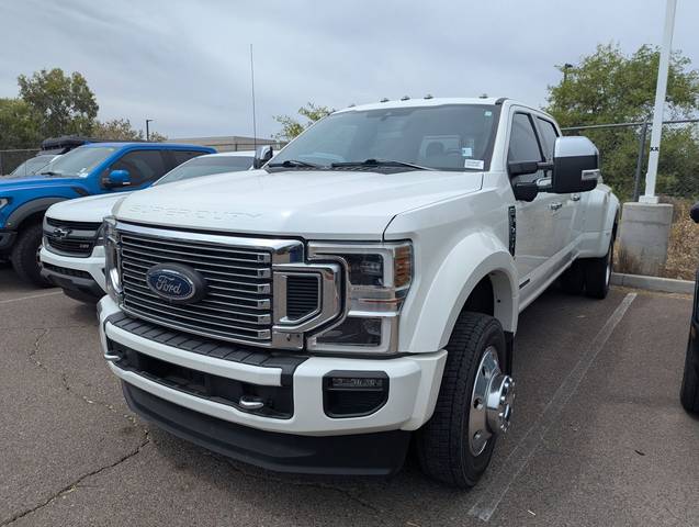 2021 Ford F-450 Super Duty Platinum 4WD photo