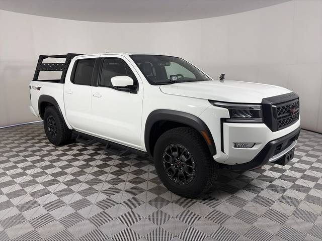2023 Nissan Frontier PRO-4X 4WD photo