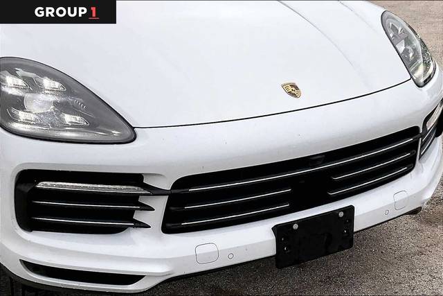 2020 Porsche Cayenne  AWD photo