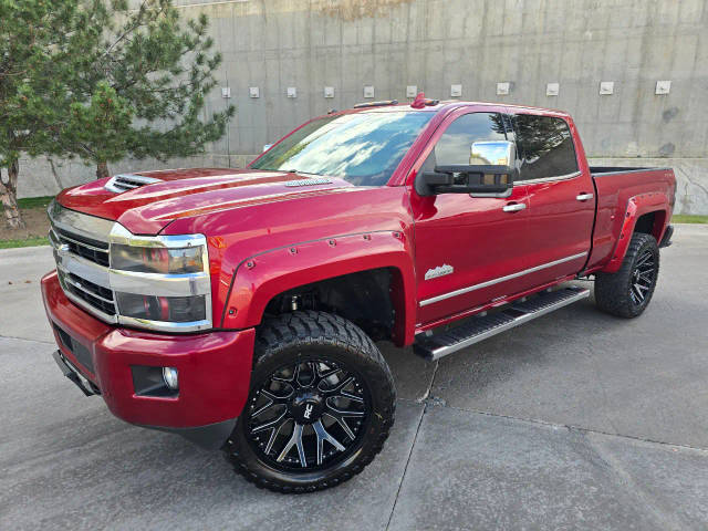 2019 Chevrolet Silverado 3500HD High Country 4WD photo