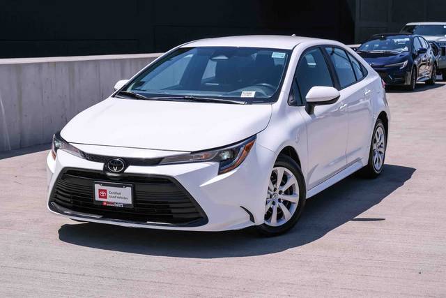 2023 Toyota Corolla LE FWD photo