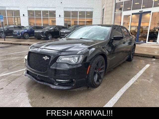 2023 Chrysler 300 300C RWD photo