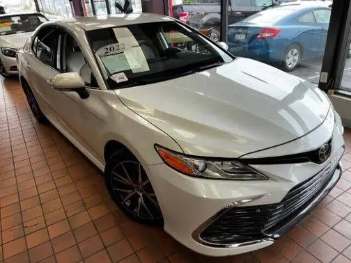2022 Toyota Camry XLE FWD photo