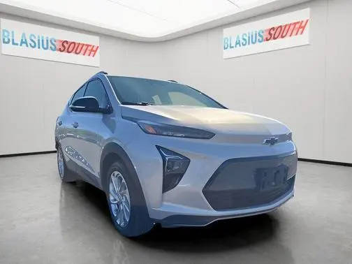 2023 Chevrolet Bolt EUV LT FWD photo