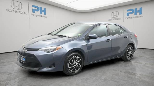 2019 Toyota Corolla LE FWD photo