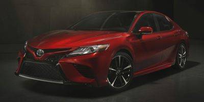 2020 Toyota Camry SE FWD photo