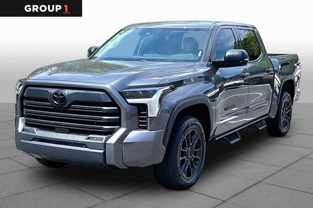 2023 Toyota Tundra SR5 4WD photo