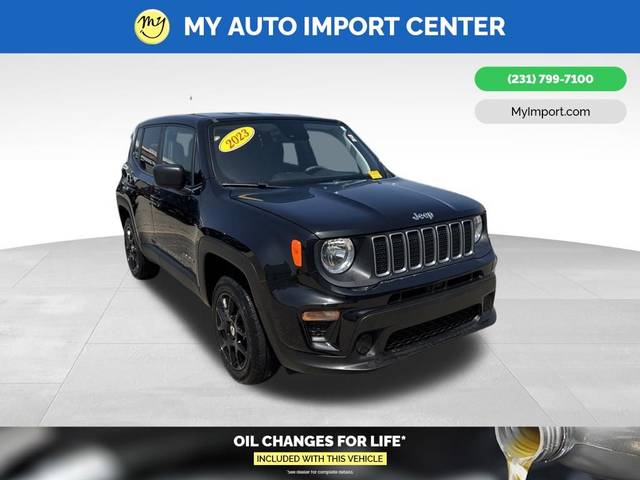 2023 Jeep Renegade Latitude 4WD photo