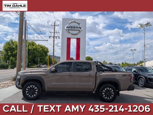 2023 Nissan Frontier PRO-4X 4WD photo