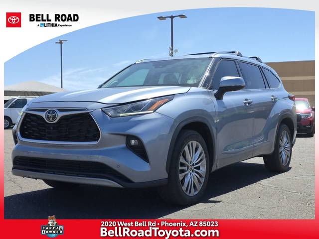2023 Toyota Highlander Platinum FWD photo