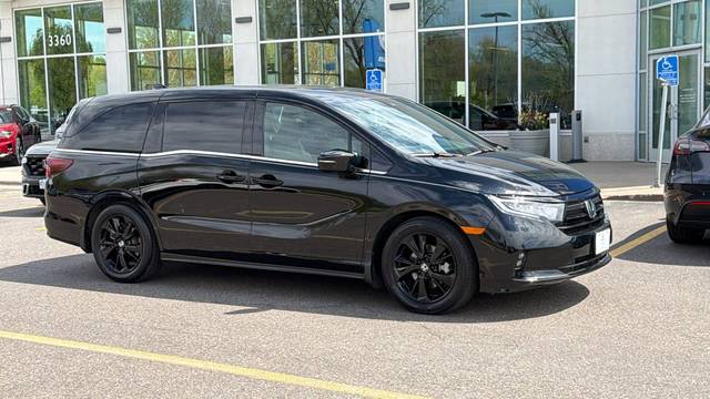 2023 Honda Odyssey Sport FWD photo