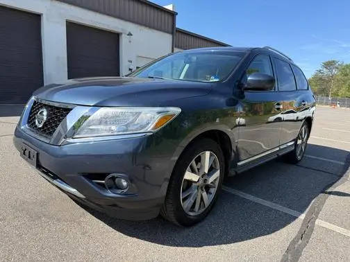 2015 Nissan Pathfinder Platinum 4WD photo