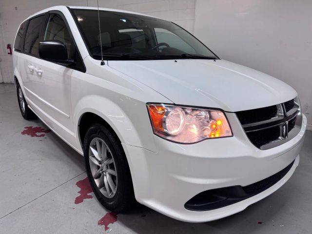 2017 Dodge Grand Caravan SE FWD photo