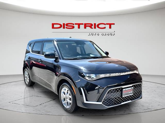 2023 Kia Soul LX FWD photo