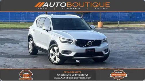 2021 Volvo XC40 Momentum AWD photo
